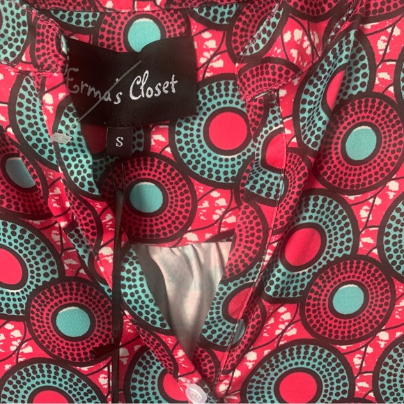 Erma’s Closet (Small) in Pink and Blue Boutique Top - Picture 4 of 7